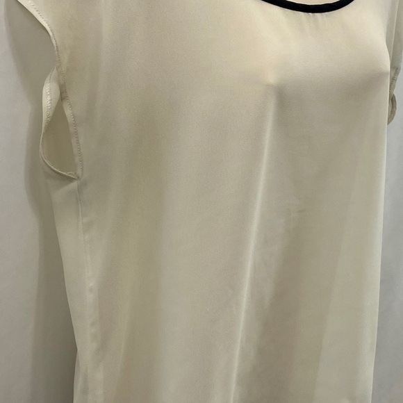 Dots Sheer Cream Top w/Black Lace Detail On Back L - Picture 4 of 16